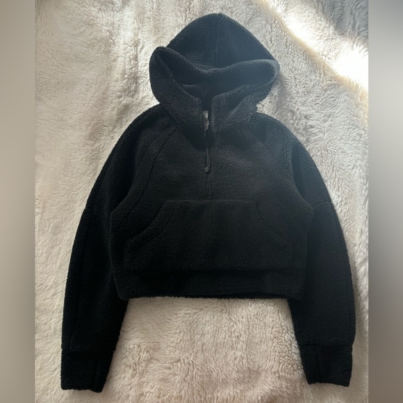 Lululemon - Scuba Oversized Sherpa 1/2 Zip Hooded Sweatshirt in Black - Picture 6 of 11
